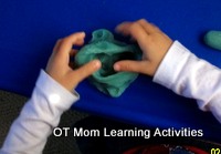 Kindergarten Hand exercises – playdough exercise 2