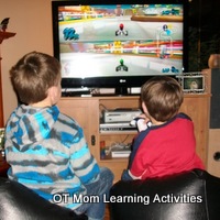 El acceso a la tecnología y a los medios de comunicación a costa de que los niños puedan perderse oportunidades para desarrollar sus habilidades motoras físicas