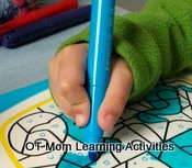 Etapas de Desarrollo en el Agarre del Lápiz Etapas de Desarrollo en el Agarre del Lápiz