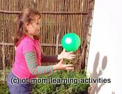 Throwing and catching the ball in a game of Sevens